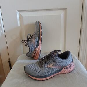 Brooks Women's Adrenaline GTS 21 Running Shoes Gray/Rose 9.5 Athletic Sneakers